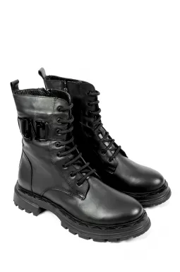 Трендові шкіряні черевики з декором великих розмірів