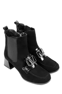 Черевики замшеві на підборах з резинками і прикрасою великих розмірів