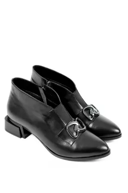 Черевики на підборах з прикрасою великих розмірів