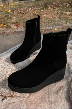 Черевики замшеві з прикрасою великих розмірів