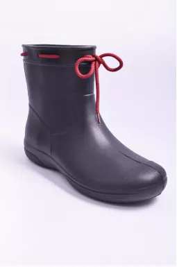 Сапоги резиновые с красным шнурком больших размеров