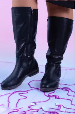 Классические демисезонные сапоги больших размеров