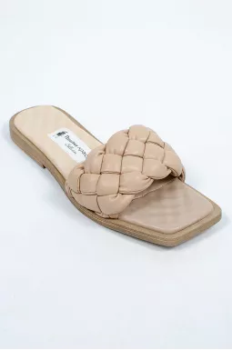 Шльопанці великих розмірів