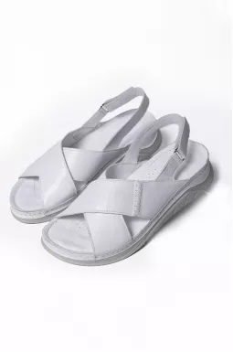 Босоніжки шкіряні білі великих розмірів