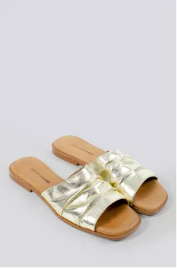 Золотистые шлепанцы больших размеров