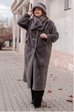 Шуба довга з коміром великих розмірів