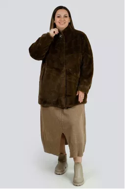 Изысканная меховая шуба больших размеров