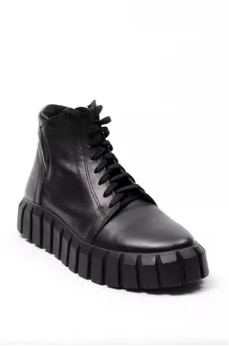 Ботинки демисезонные со шнуровкой больших размеров