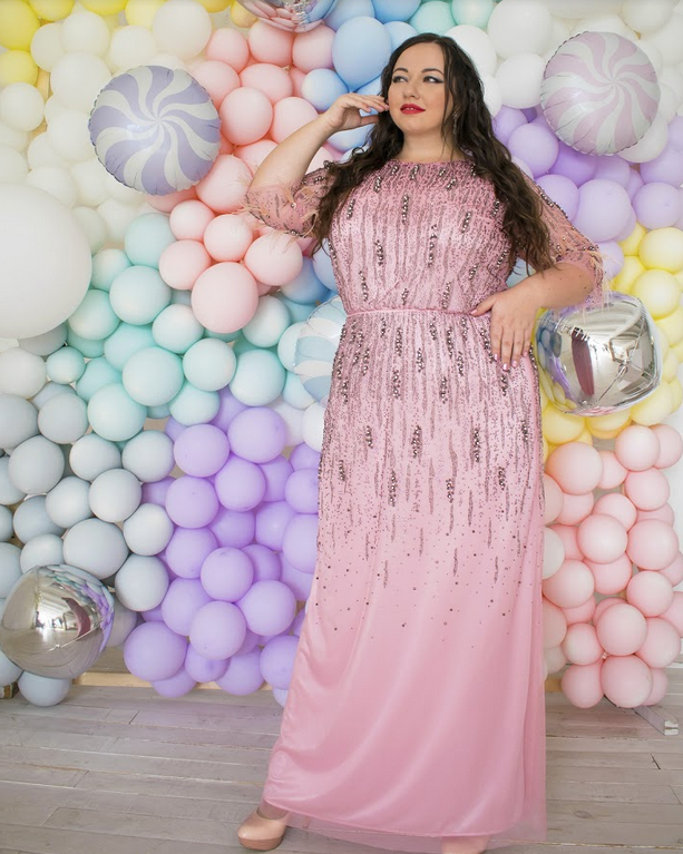 Вишукані сукні великих розмірів в інтернет-магазині Пишна Краса