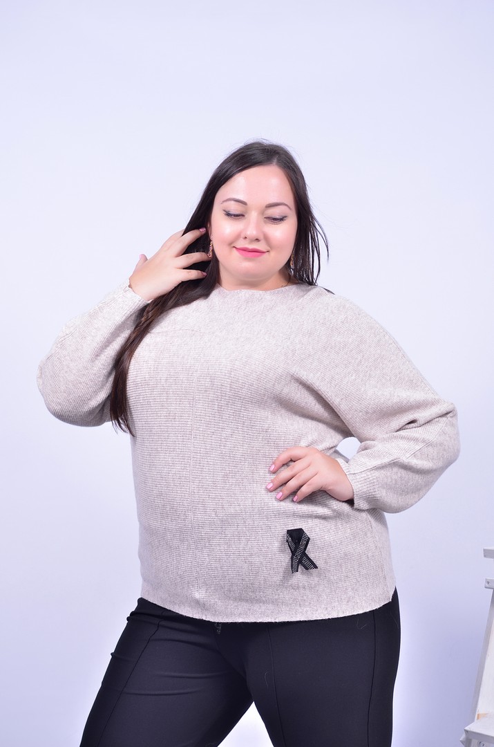 Джемпер с аксессуаром батал