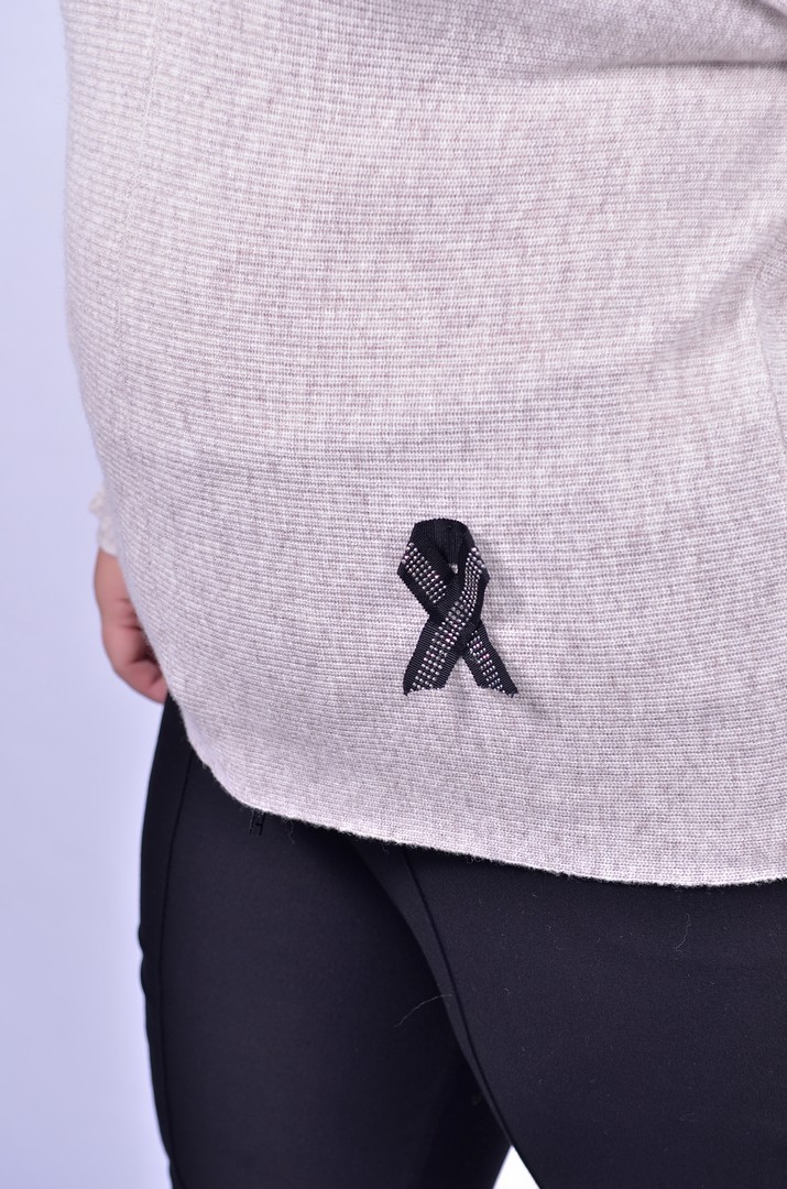 Джемпер с аксессуаром батал