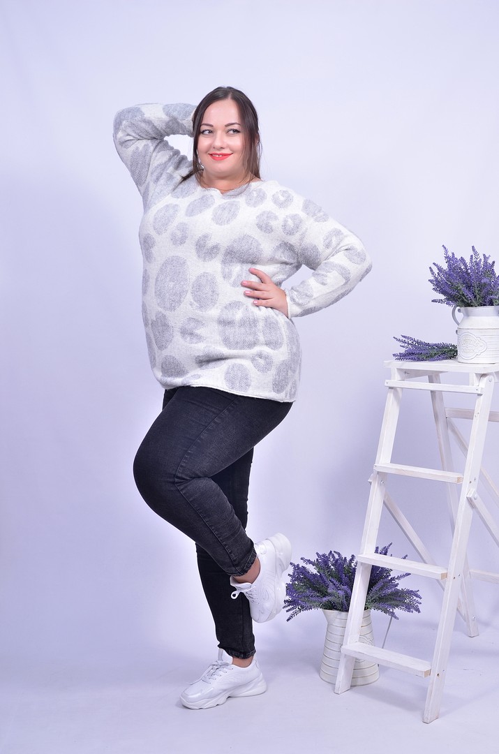 Мягкий теплый свитер