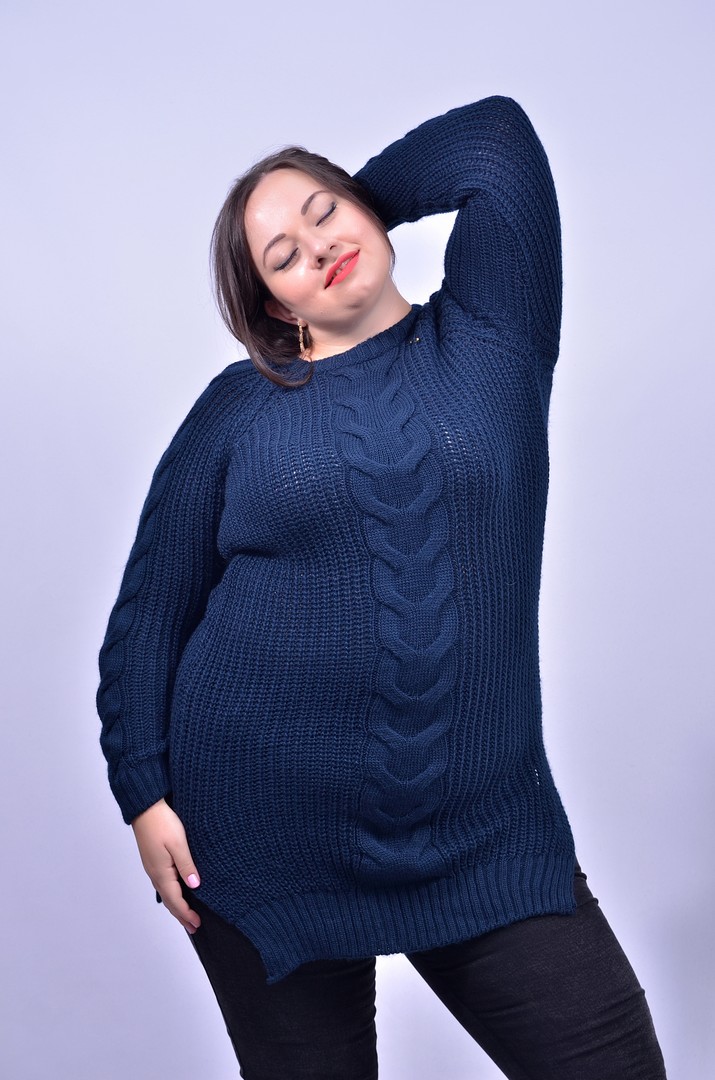 Светр вовняний подовжений