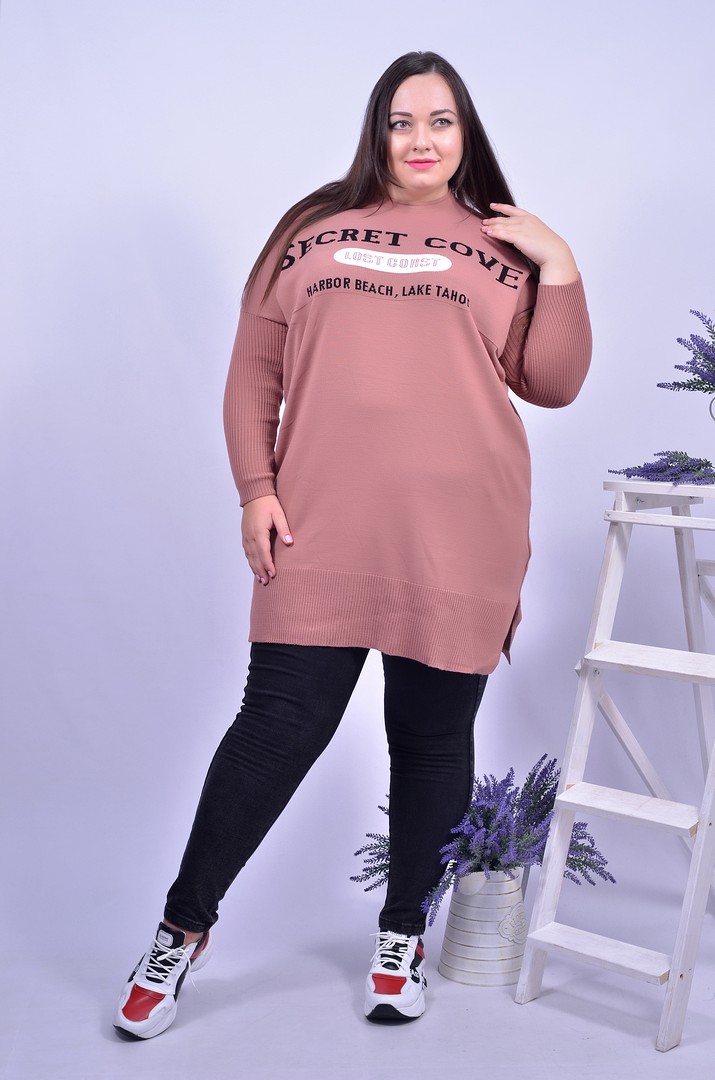 Тепла прямая удлиненная туника батал