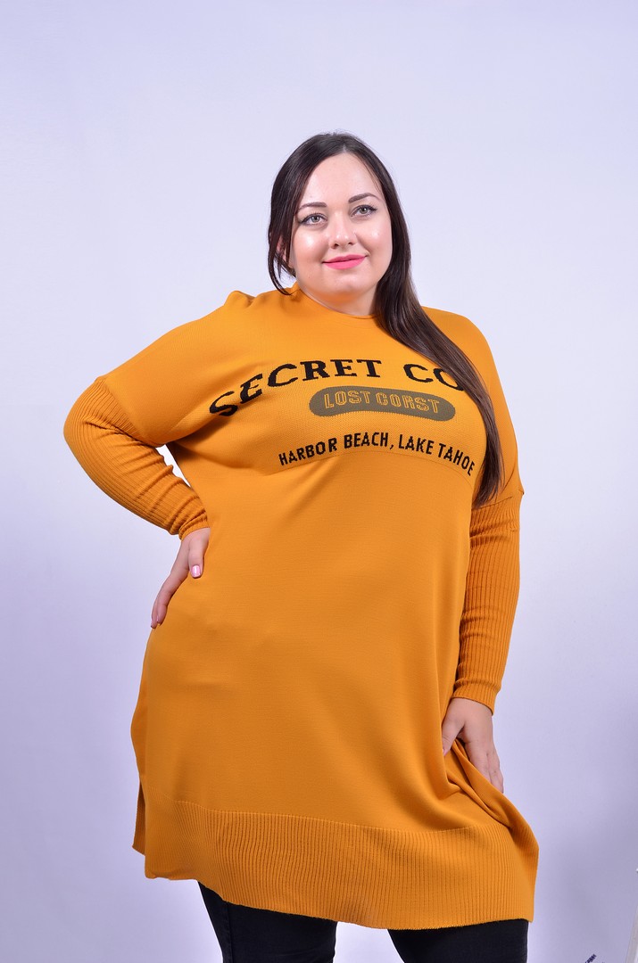 Тепла прямая удлиненная туника батал