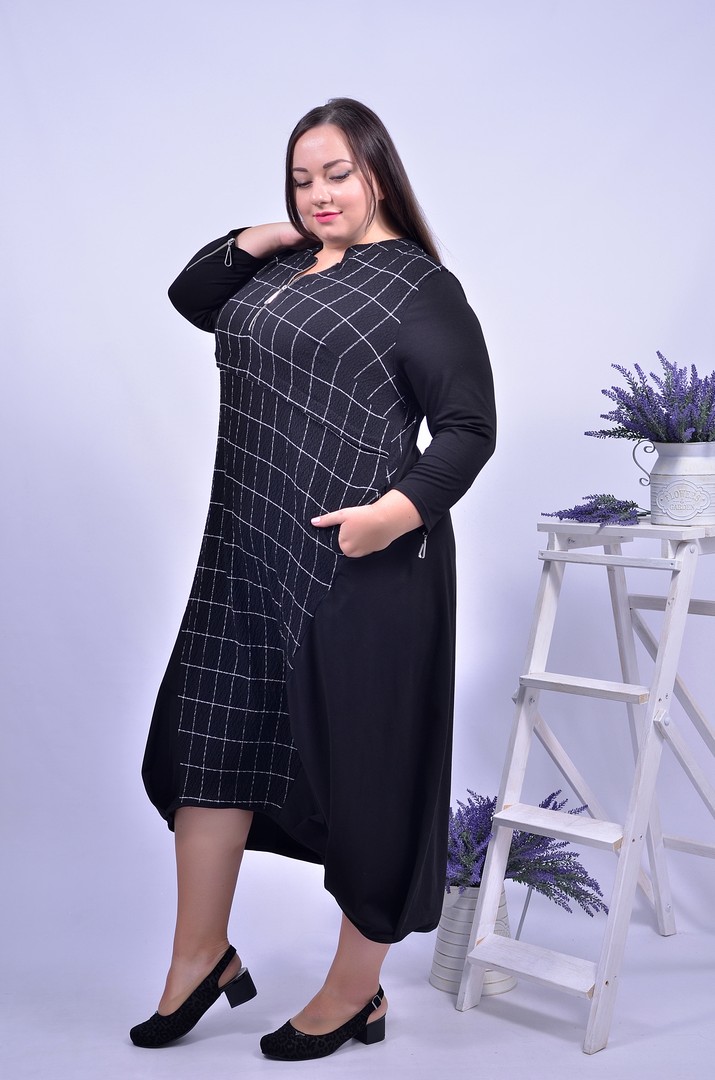 Платье трикотажная макси супер батал