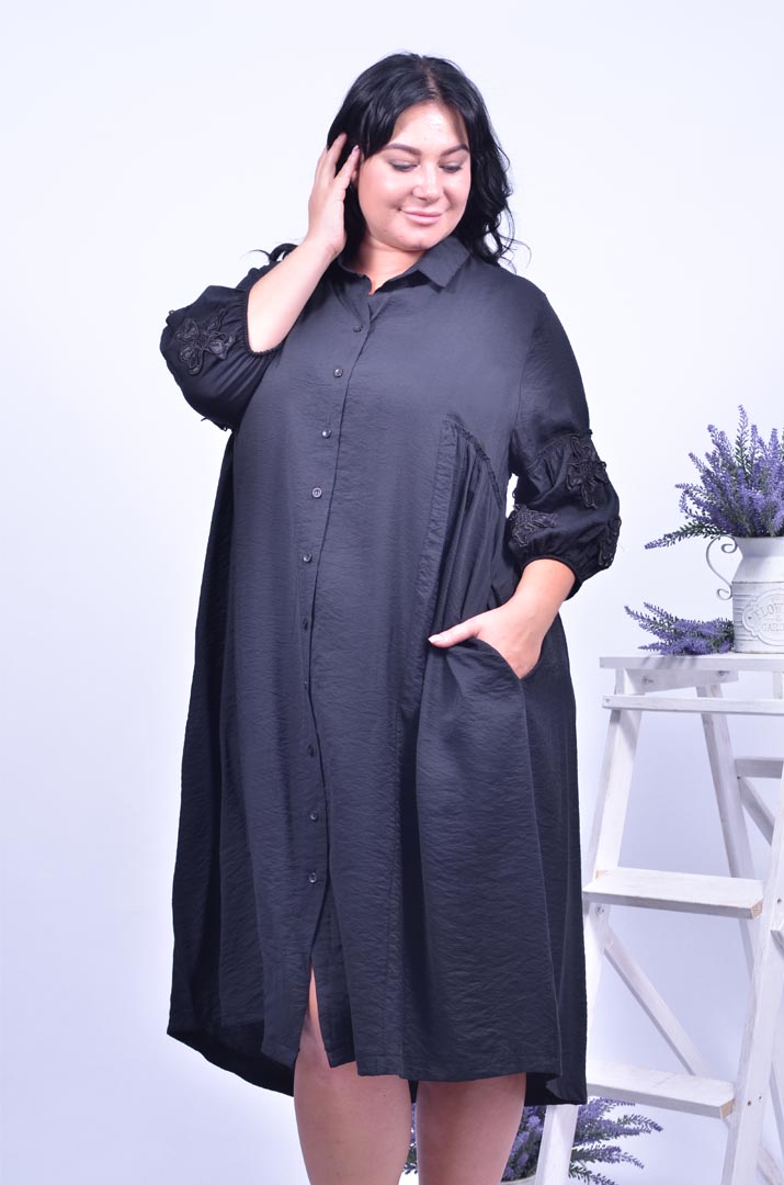 Класична сукня з кишенями батал