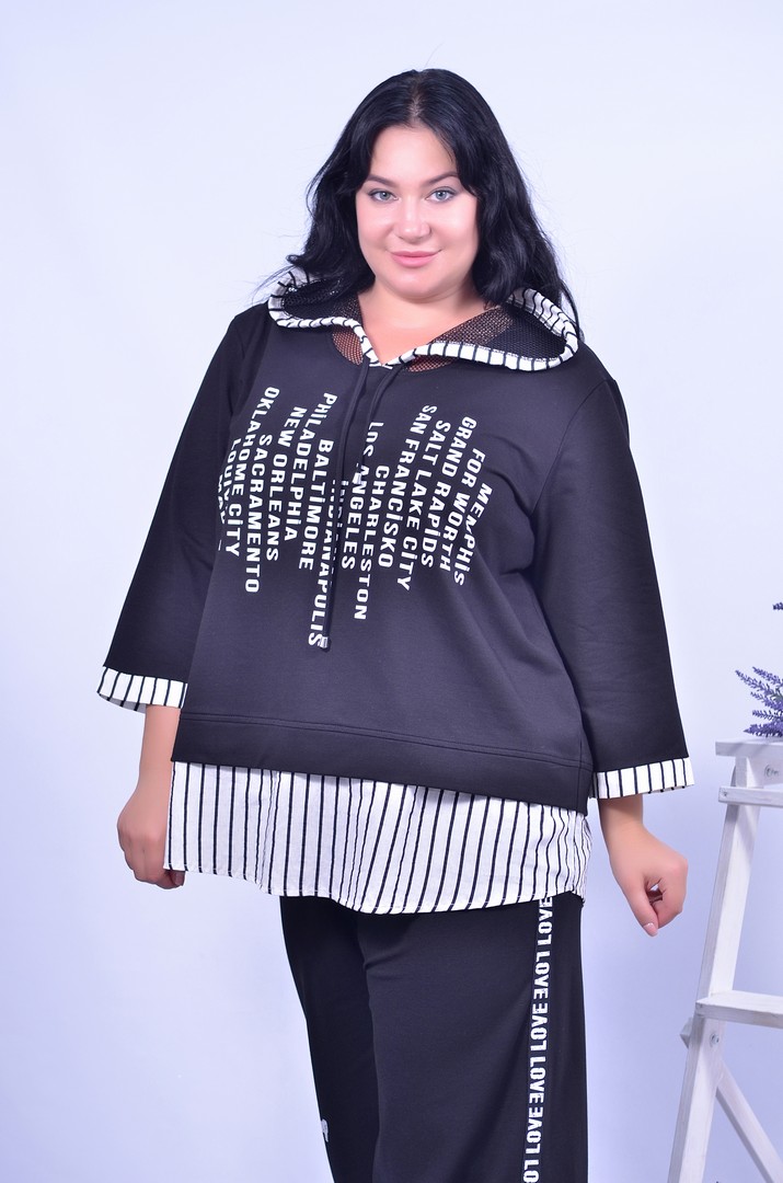 Стильна блуза з капюшоном