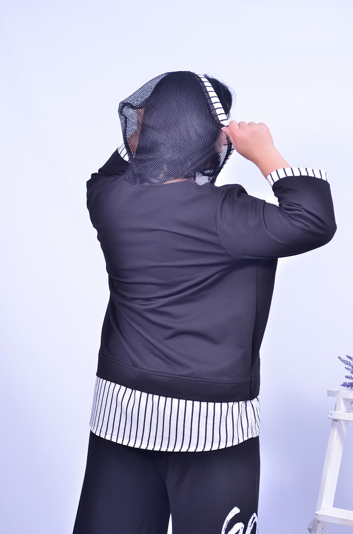 Стильна блуза з капюшоном