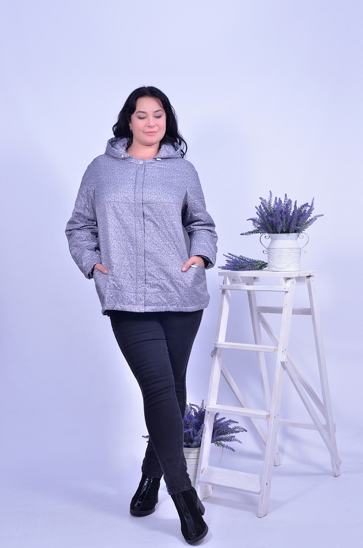 Куртка коротка з капюшоном супер батал