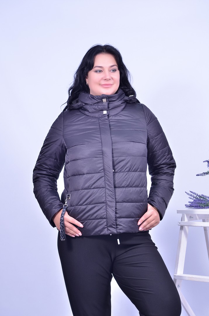 Куртка коротка з капюшоном супер батал