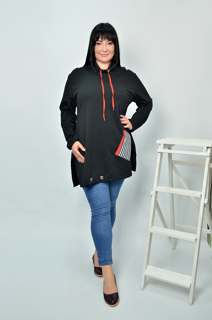 Стильный свитшот батал