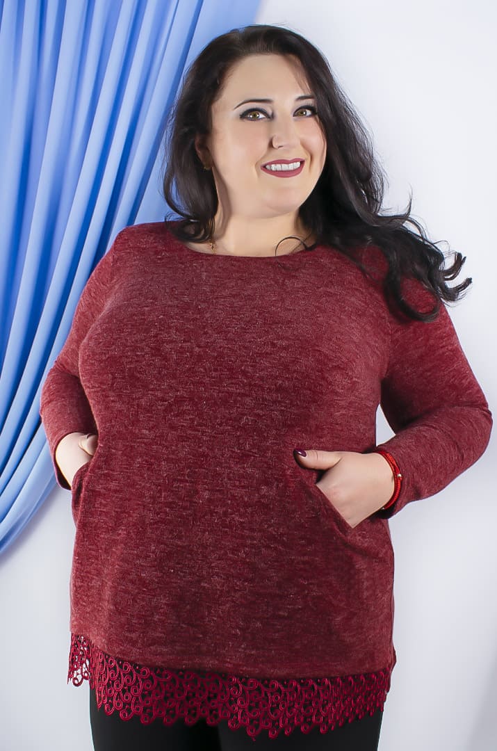 Блуза теплая с кружевом