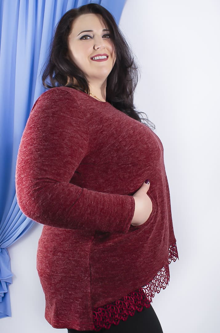 Блуза теплая с кружевом