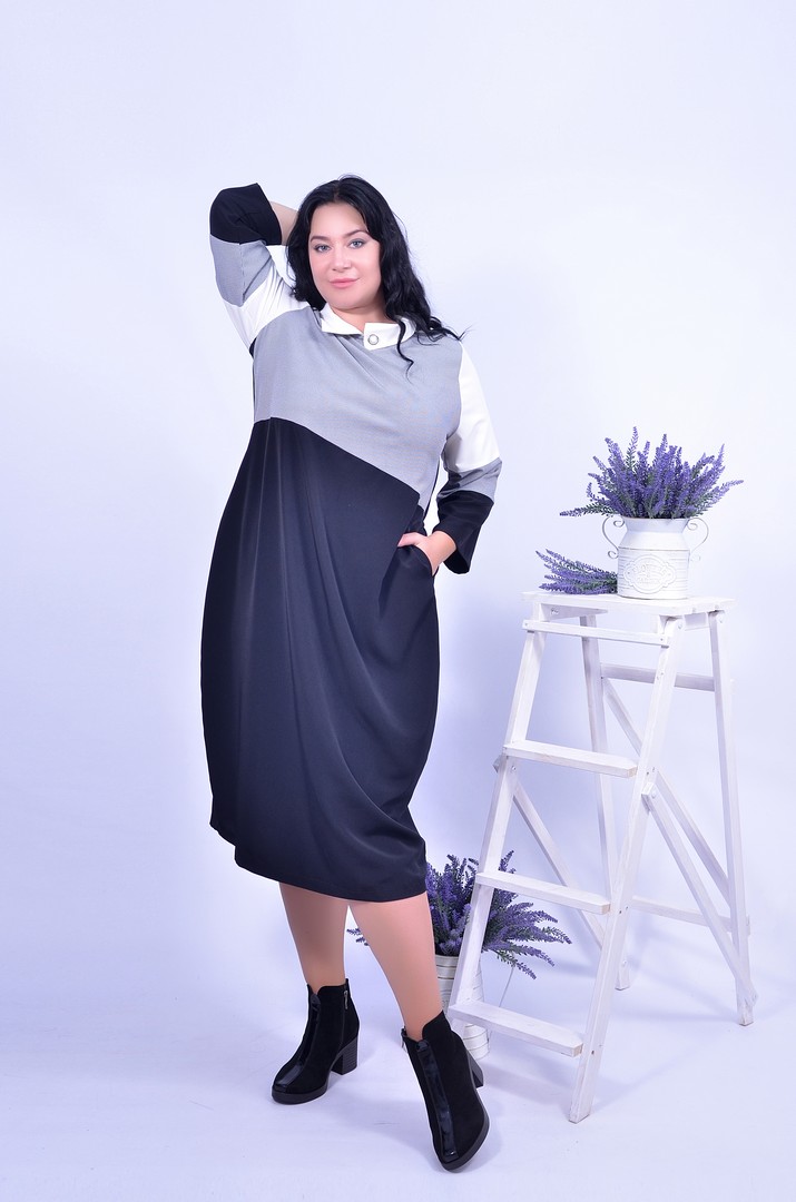 Платье в офис батал