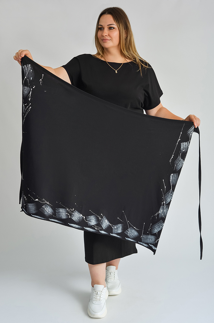 Чорна плахта з абстрактним орнаментом великих розмірів