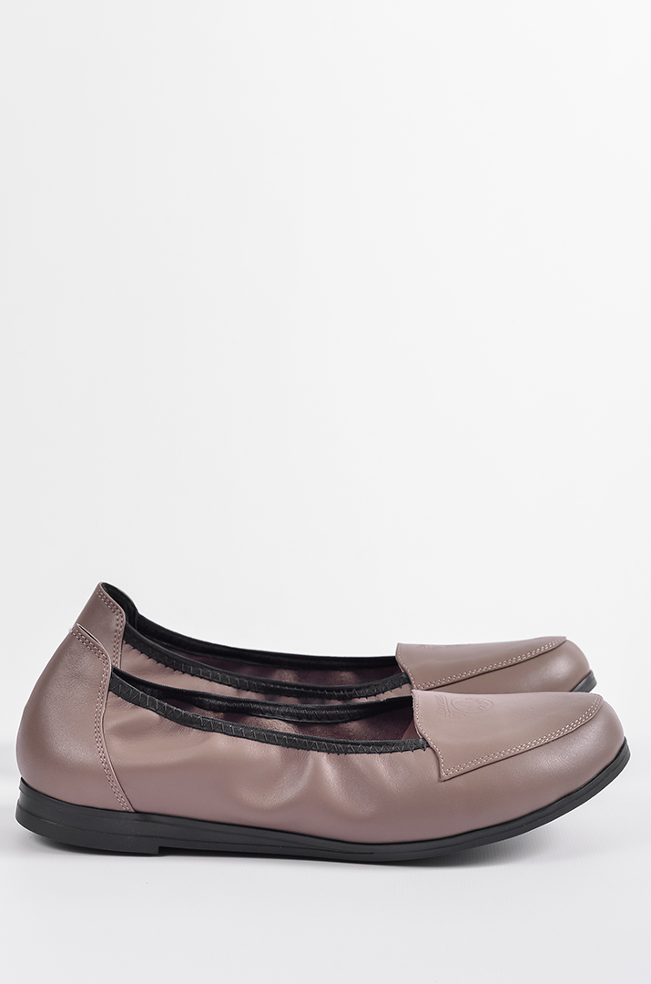 Шкіряні балетки в темно-бежевому кольорі великих розмірів