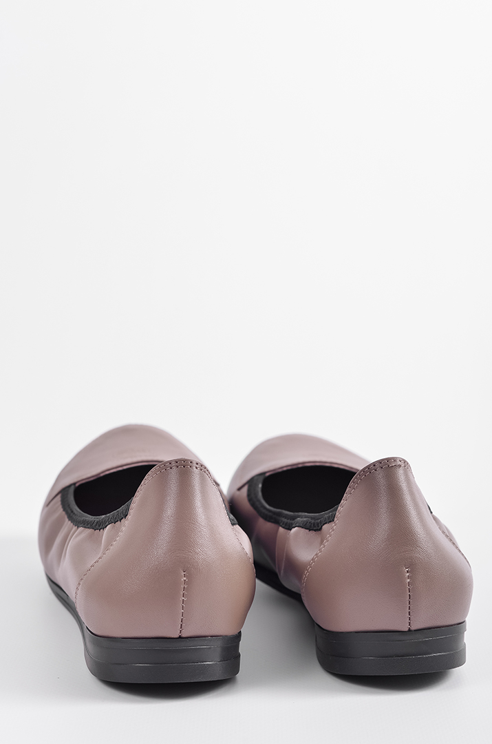 Шкіряні балетки в темно-бежевому кольорі великих розмірів