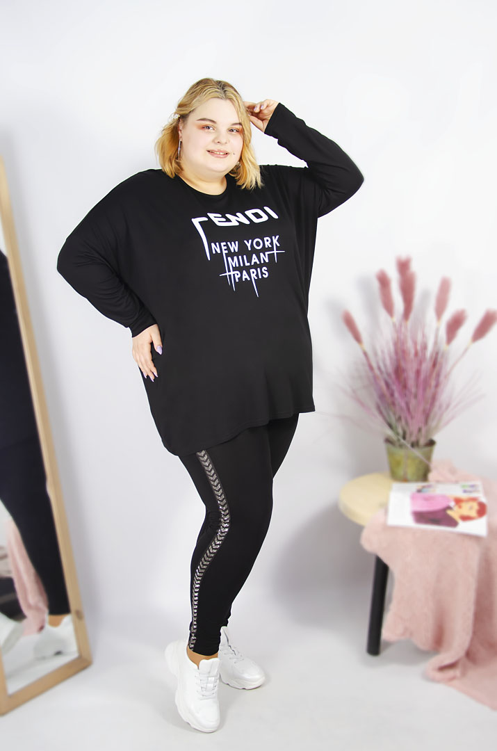 Блуза з принтом супер батал