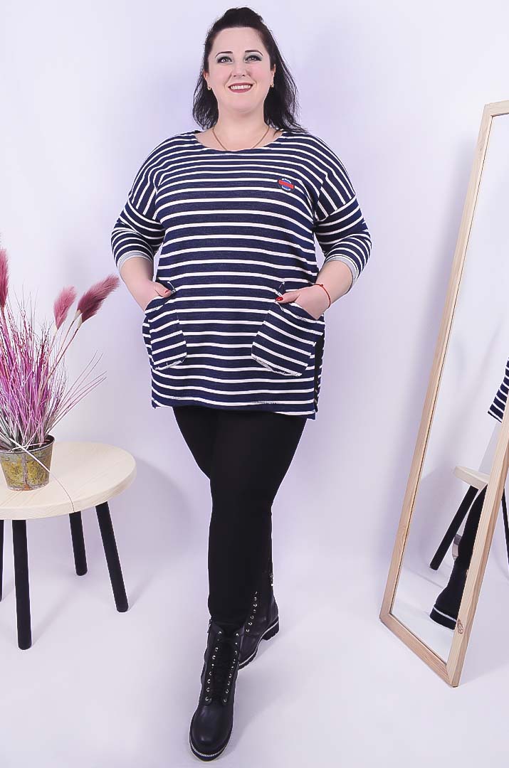 Блуза довга з кишенями у смужку супер батал