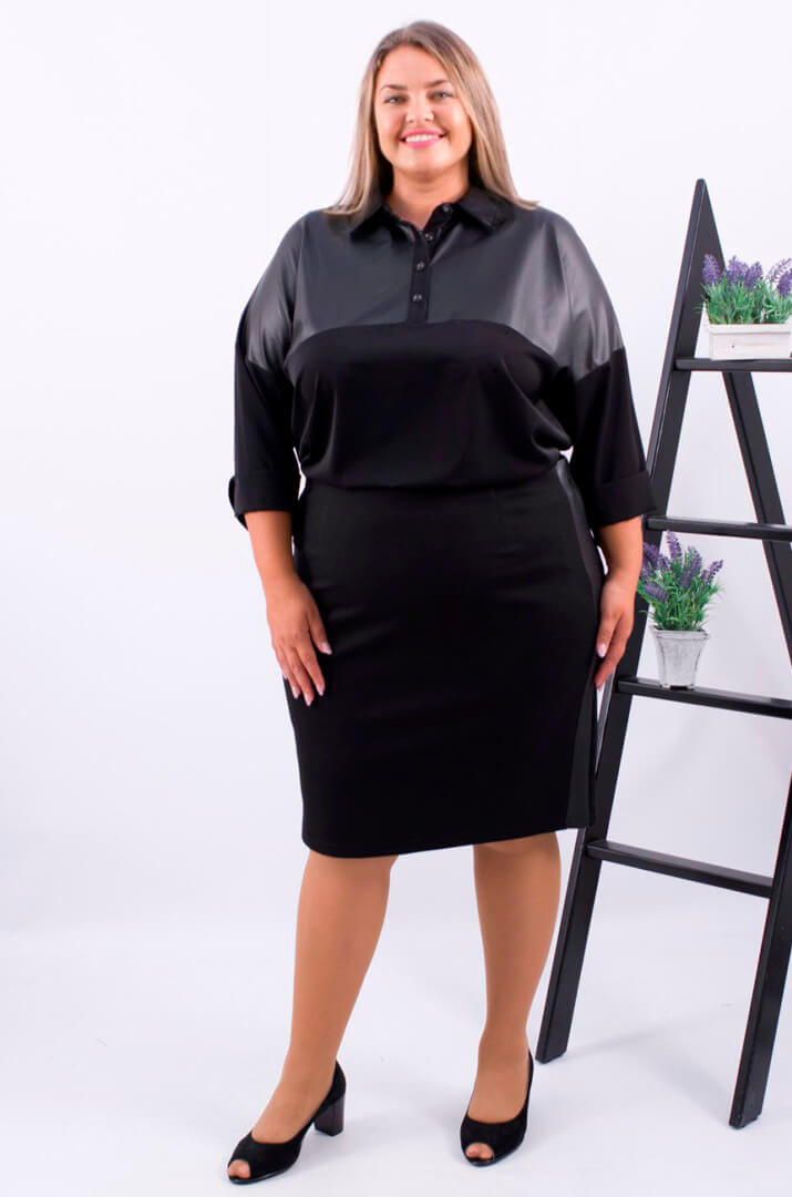 Однотонна блуза софт супер батал