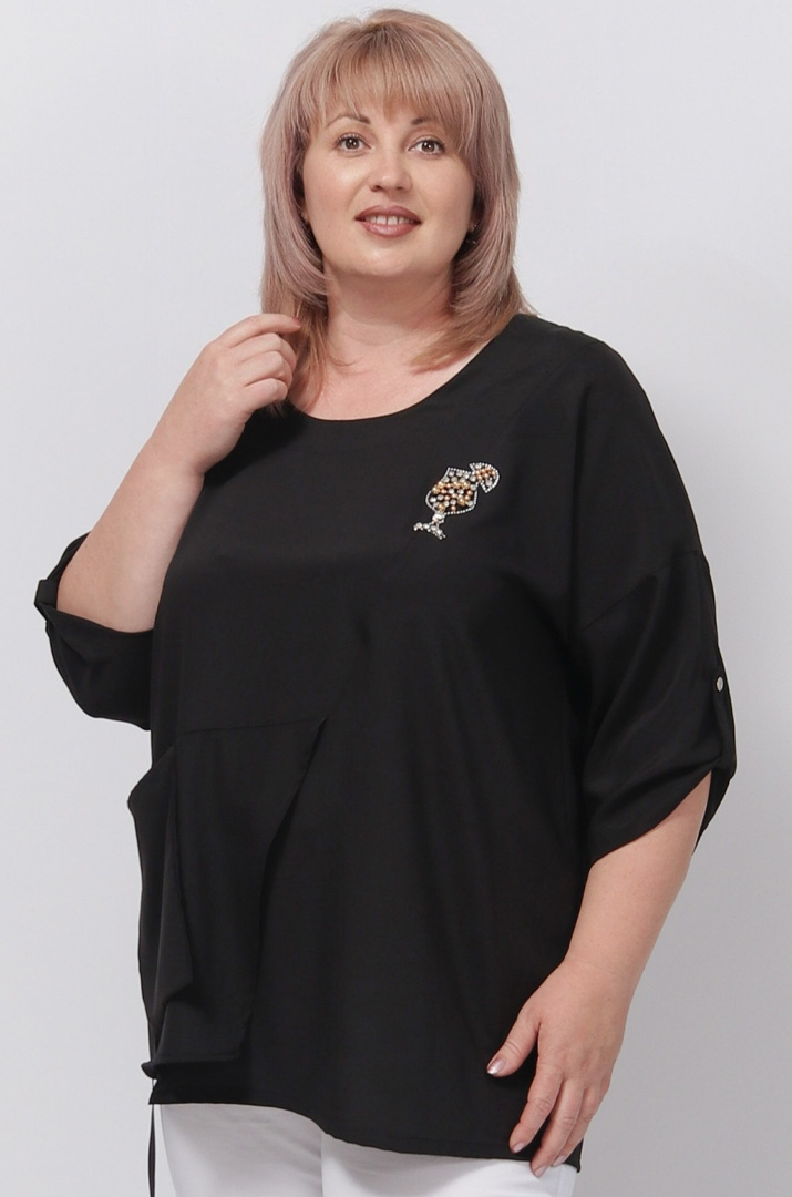 Блуза шовк з кишенею та декором батал