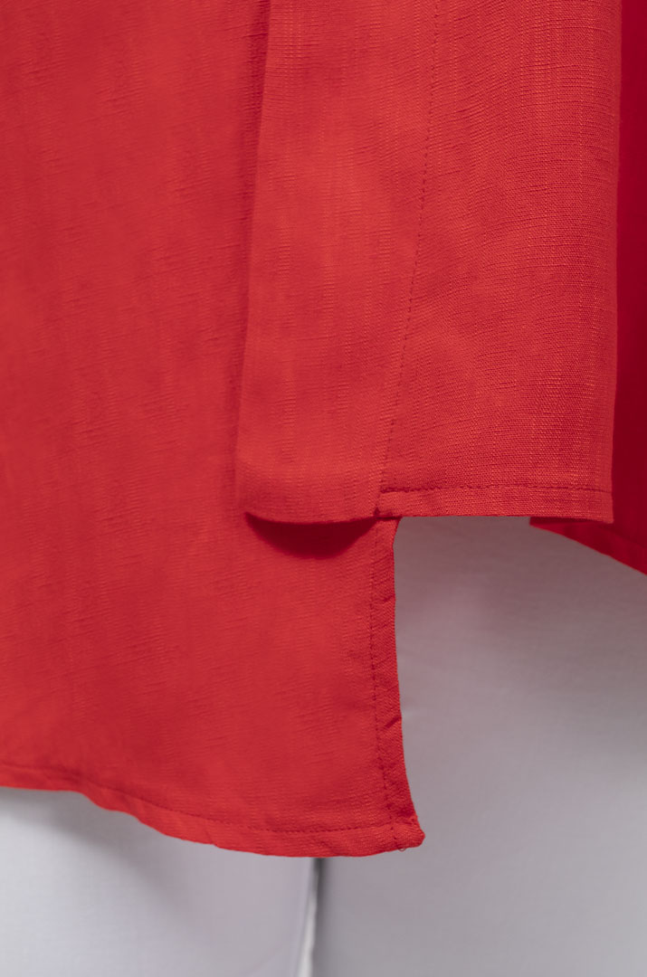 Блуза льняна з прикрасами батал