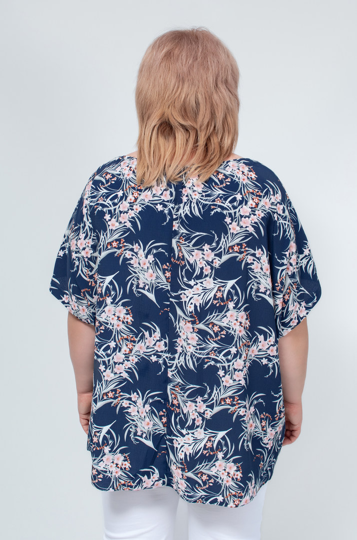 Блуза креп з горловиною на зав'язках супер батал