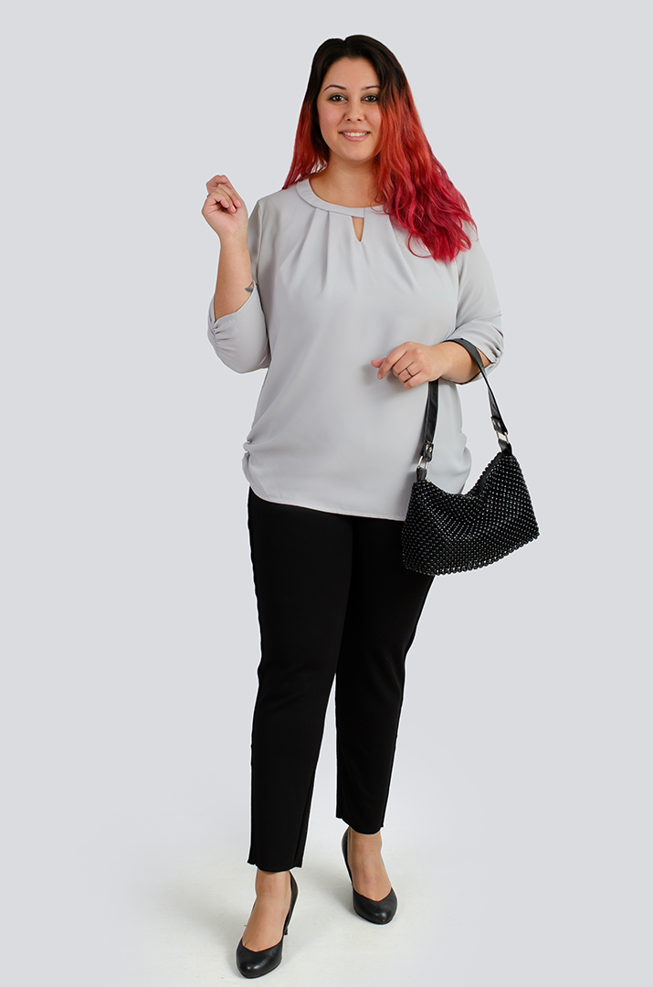Нежная однотонная блуза больших размеров