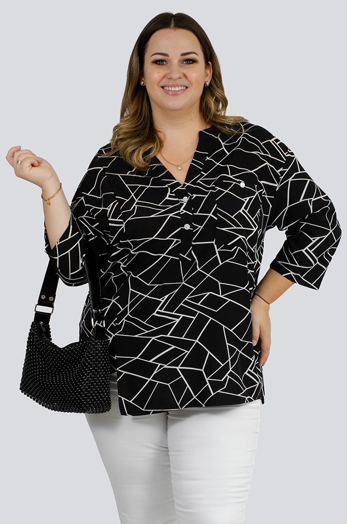 Блуза в принт асимметричного кроя больших размеров