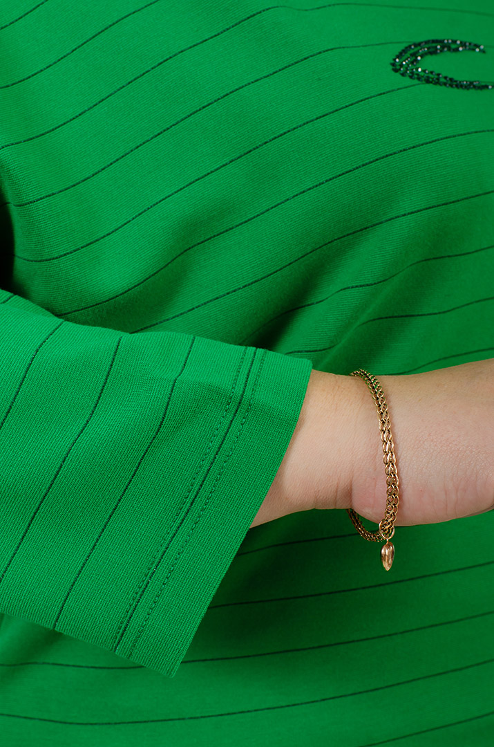 Джемпер в полоску с декором из стразов больших размеров