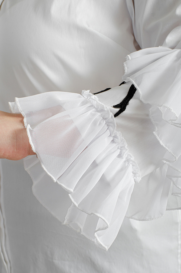 Блуза белая с бантом больших размеров