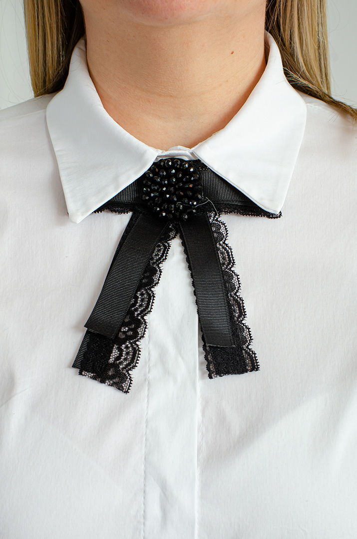 Блуза белая с бантом больших размеров