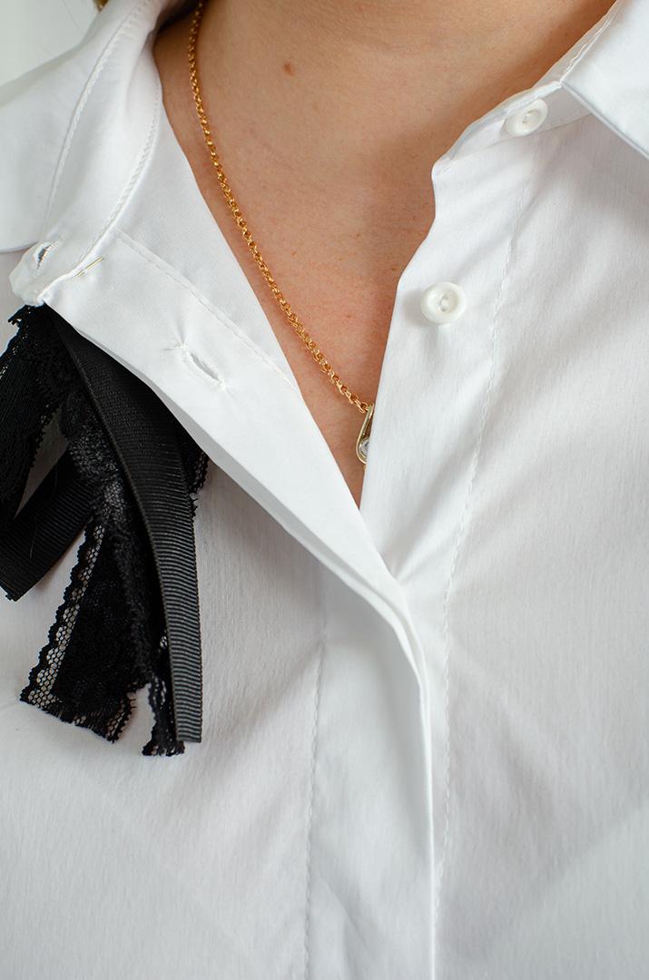 Блуза белая с бантом больших размеров