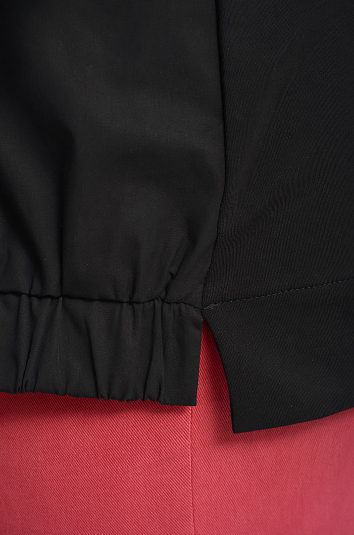 Блуза чорна з декором великих розмірів