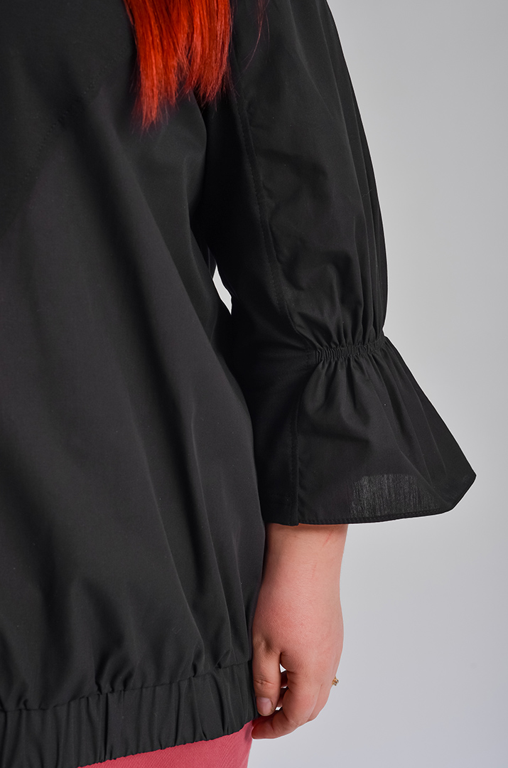 Блуза чорна з декором великих розмірів