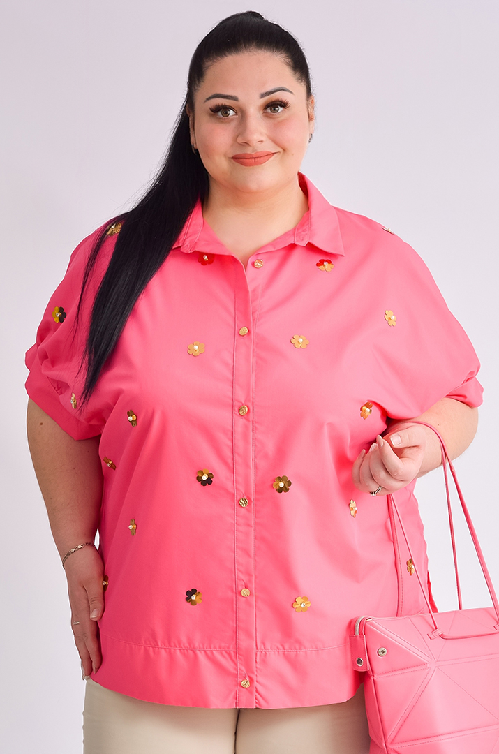 Блуза з золотавим декором великих розмірів