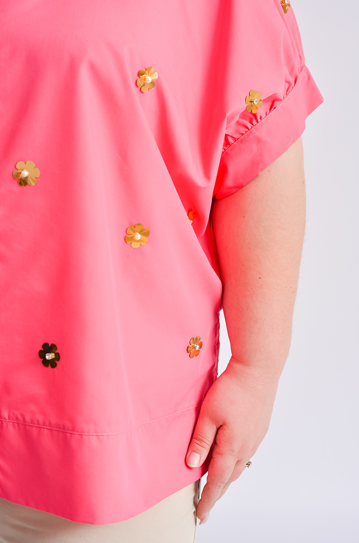 Блуза з золотавим декором великих розмірів