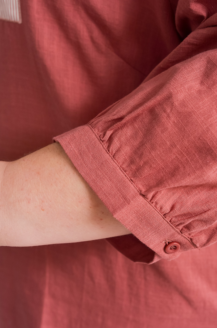 Блуза льняная с вышивкой больших размеров