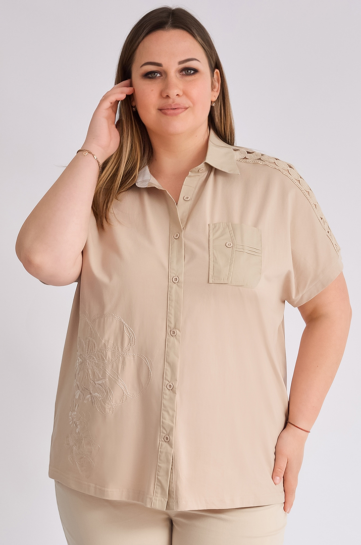 Блуза з мереживом і вишивкою великих розмірів